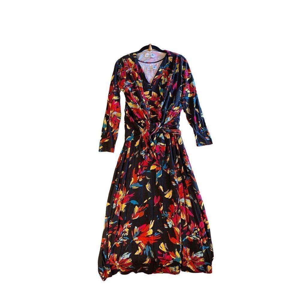 Liz Lange completely me abstract, print two piece, mini dress and jacket. Size S